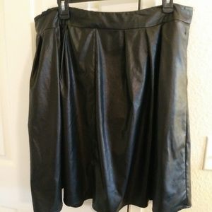 Worthington Faux Leather Full Skirt